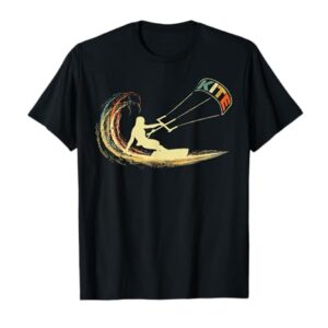 Klassisches T-Shirt im Vintage Retro Stil mit grafischer Darstellung eines Kites, ideal für Kiten und Kitesurfer zum Tragen auf dem Wasser, Land oder Schnee.