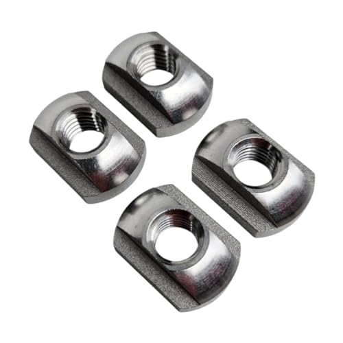 Vier silberne Metallnüsse in einer quadratischen Form. Die mittleren beiden Nüsse sehen sich gegenüber, während die äußeren zwei Nüsse parallel zueinander stehen. Jede Nuss hat einen Loch im Zentrum und ist leicht gebogen am oberen Rand, was darauf schließen lässt, dass sie für das Mounting von Folien entwickelt wurden. Sie liegen auf einem stark weißen Hintergrund, der kontrastiert mit ihrem silbernen Metallfarbton. Es gibt keine Texte oder andere erkennbare Objekte im Bild. Die genaue Anordnung der Nüsse deutet auf sorgfältige Konstruktion und Präzision bei ihrer Produktion hin. Das Bild enthält keine Bewegung oder Aktion; es stellt einen stillen Moment dar.