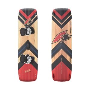 Hochwertiger Kiteboard Ride Classic Lightwind Wood 148 cm Rot von F2 mit flacher Rockerline und 6 Finnen für gute Spurführung und Kontrolle, ideal für Windbedingungen ab einem minimalen Wind